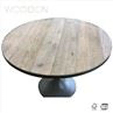 Утилизируйте старый рабочий стол вяза